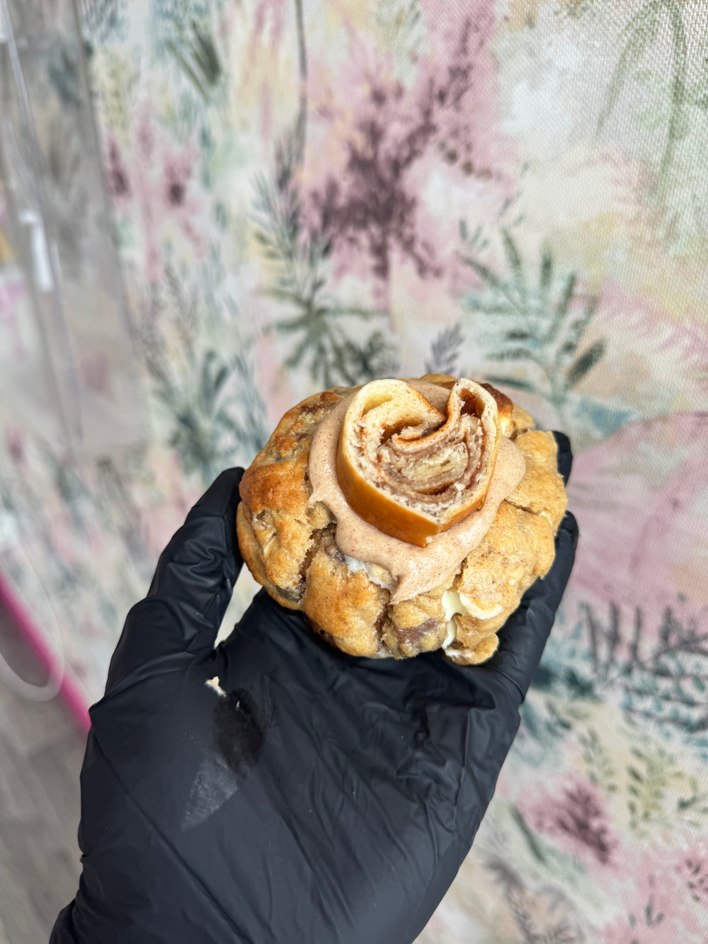 CINNAMON BUN CREAM CHEESE COOKIE