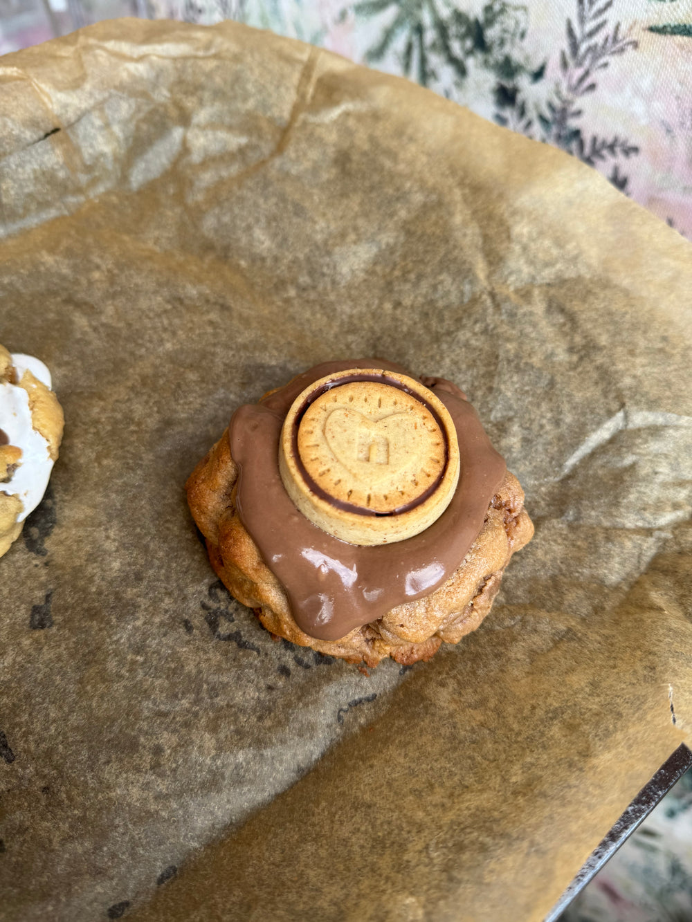 NUTELLA STUFFED COOKIE